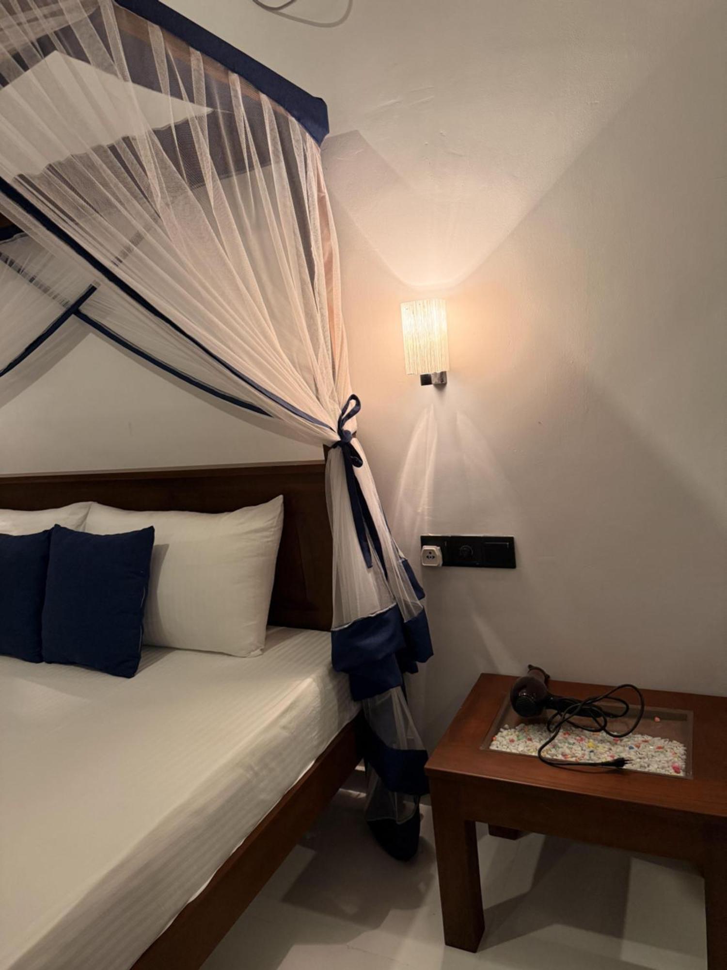 Sea Bay Inn تانجالي المظهر الخارجي الصورة