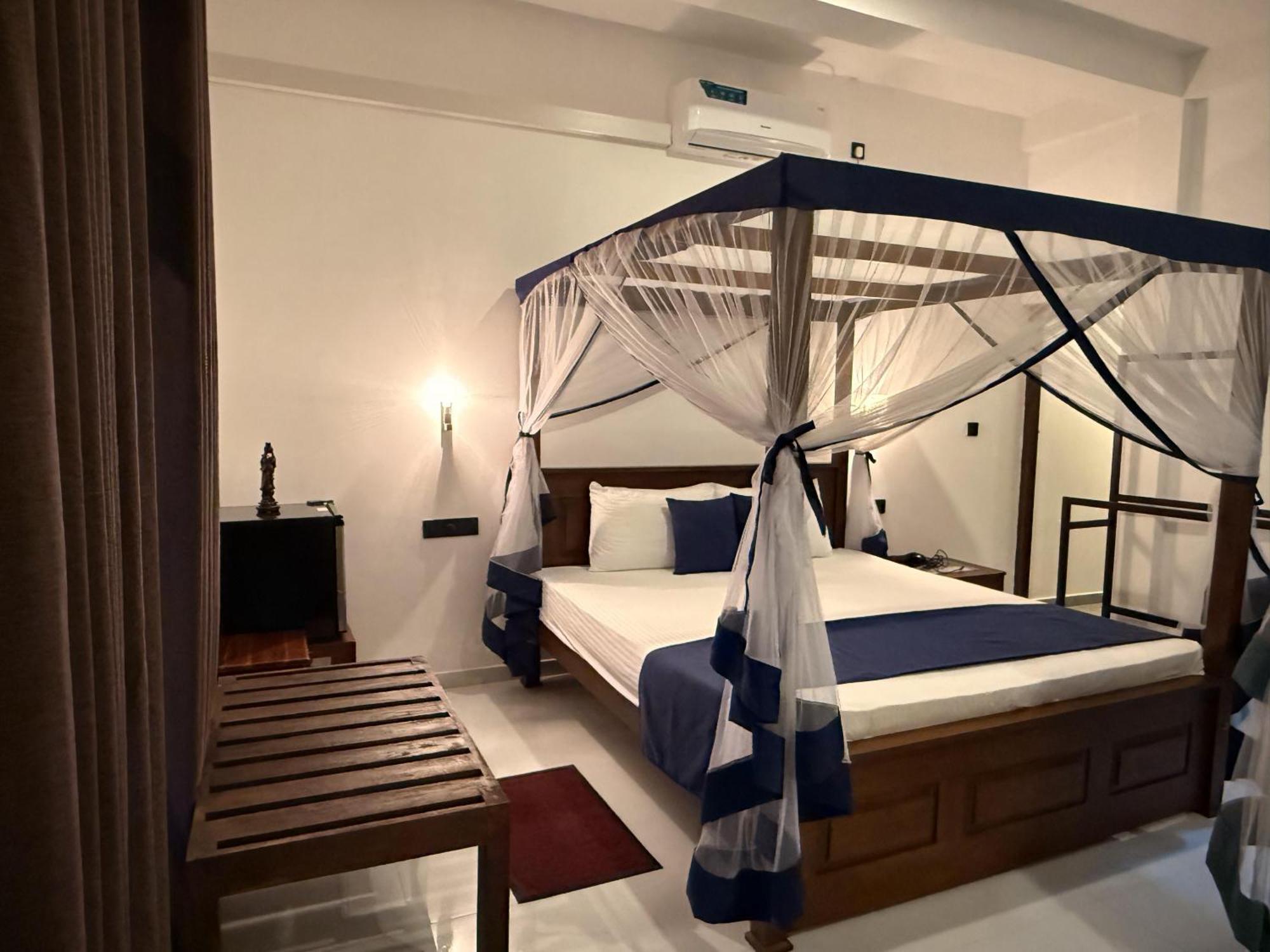 Sea Bay Inn تانجالي المظهر الخارجي الصورة